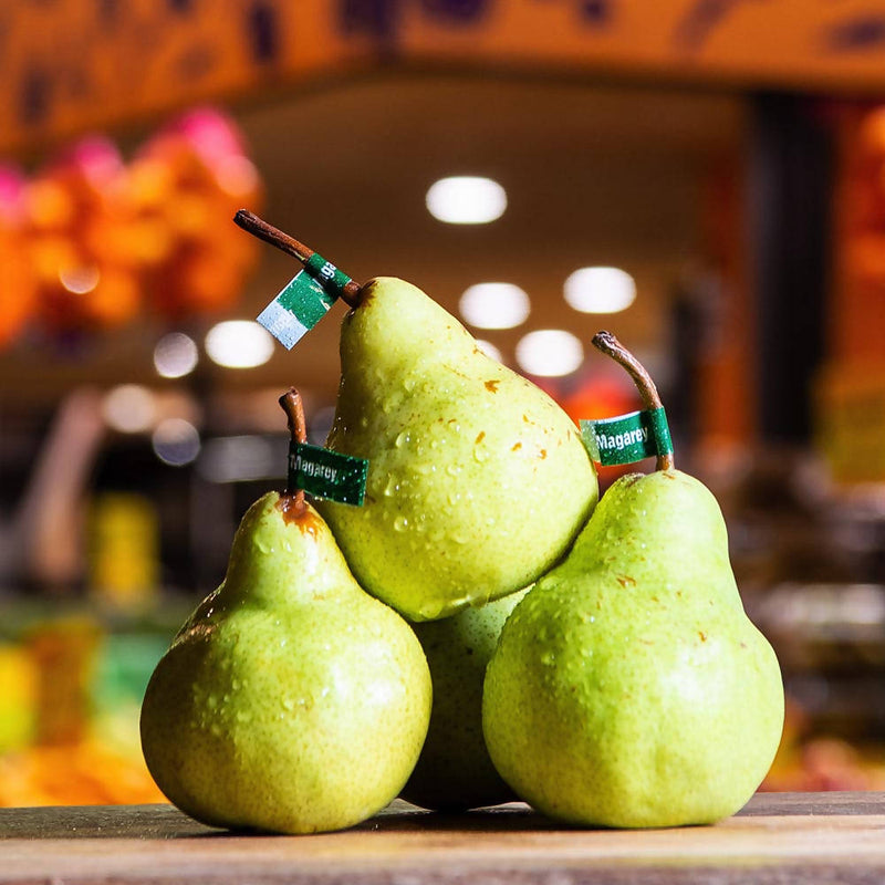 Pears ($4.99 p/kg)